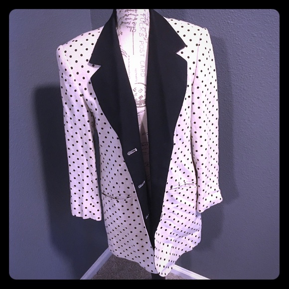Jackets & Blazers - Women’s Blazer
